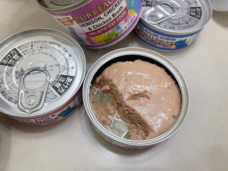 女人知己試用大隊,口碑行銷,部落客行銷,PURRFACT 波菲特貓用主食罐,主食罐,PURRFACT波菲特,貓主食罐,貓罐,PURRFACT波菲特貓用主食罐,魚肉蔓越莓主食罐,鮮嫩雞主食罐,鹿肉雞肉主食罐,牛肉鵪鶉貓主食罐,干貝蠶蛹配方,鱷魚肉白木耳配方,雞肉魚肉配方,安心鶉配方,評價,體驗,適口性佳,心得,成貓適用,高齡貓適用,質地是慕絲狀